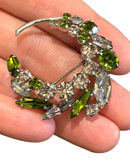 Vintage 1960s czech crystal swirl silver finish green clear sparkle brooch