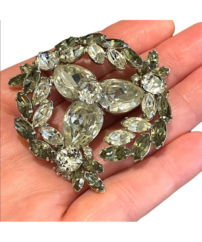 Vintage Sherman Beautiful topaz color clear crystal brooch silver finish