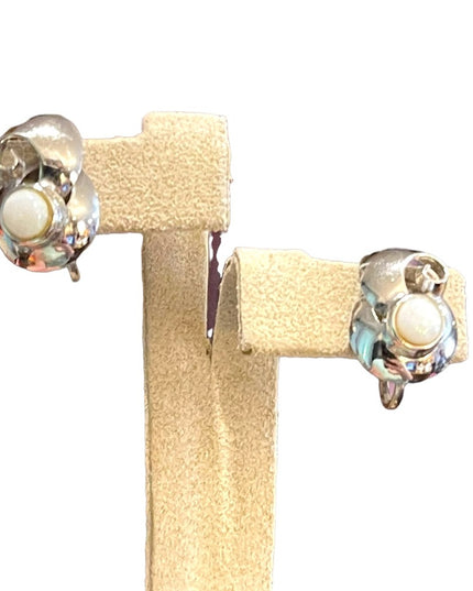 Vintage Opal sterling silver screw back earrings Lovely’