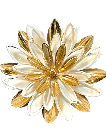 Vintage 1970s Sarah Coventry gold and white enamel large metal flower  brooch
