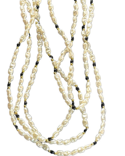 VTG 1980s Faux pearl necklace multi strand resin
