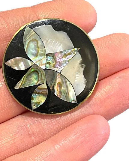 Vinatge 1960s Alpaca Abalone Flower silver brooch Mexico shell
