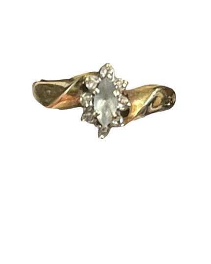 Vintage 10k YG Gold Aquamarine & diamonds ring