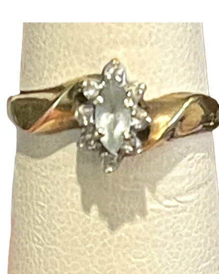 Vintage 10k YG Gold Aquamarine & diamonds ring