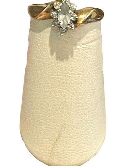 Vintage 10k YG Gold Aquamarine & diamonds ring