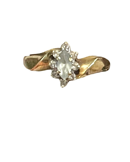 Vintage 10k YG Gold Aquamarine & diamonds ring
