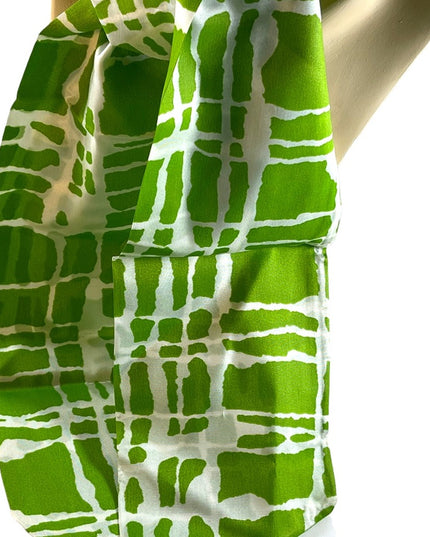 Stunning vintage green and white abstract neck scarf tie bandana c1970s