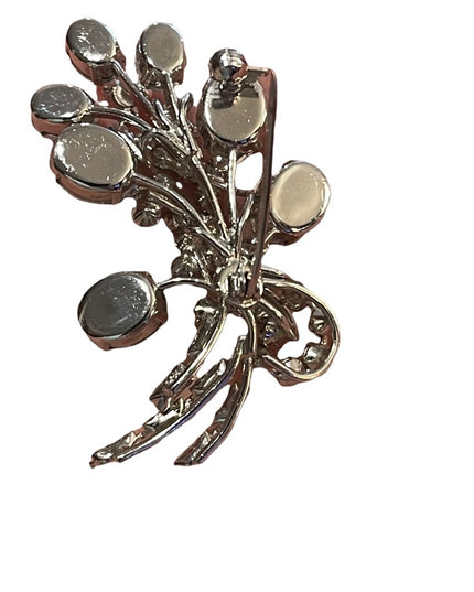 Vintage 1960s Crystal flower brooch clear silver