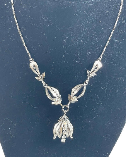 Vintage sterling silver Fancy etched wire work filagree necklace rhinestones