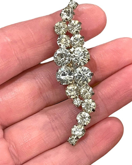 Vintage 1960s Crystal clear  2.5” bar brooch