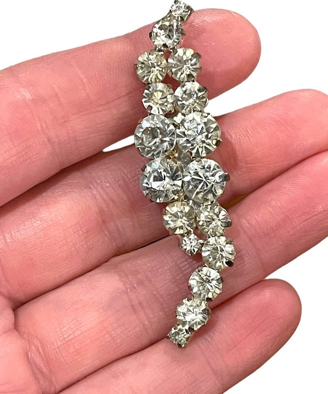 Vintage 1960s Crystal clear  2.5” bar brooch