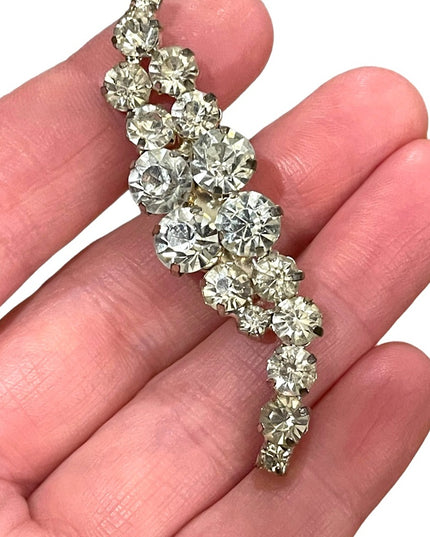 Vintage 1960s Crystal clear  2.5” bar brooch