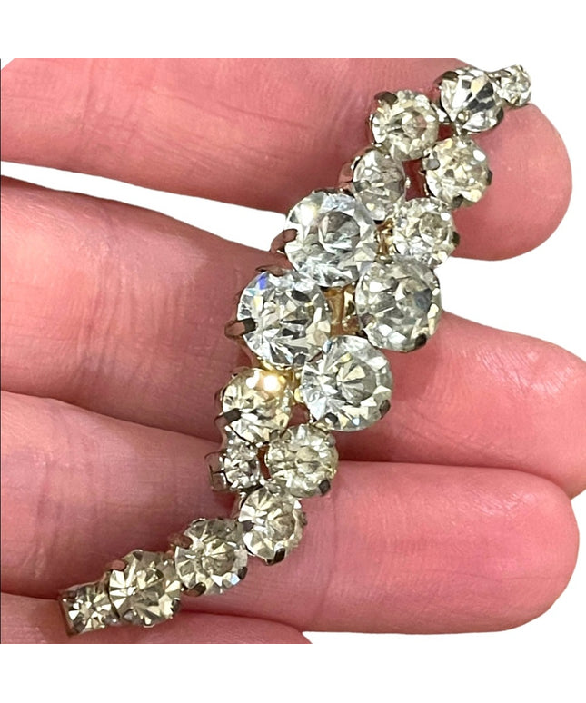 Vintage 1960s Crystal clear  2.5” bar brooch