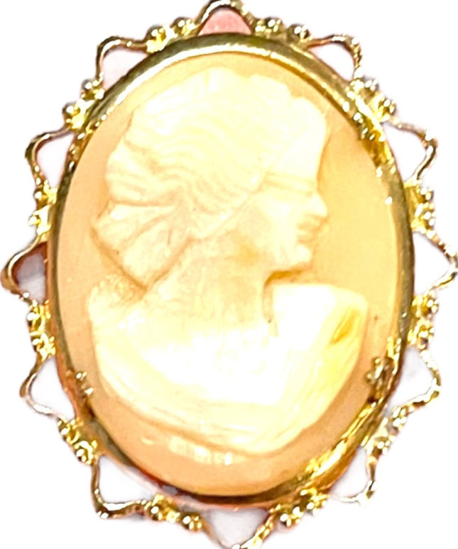 Vintage 1960s gold finish fancy bezel resin cameo brooch