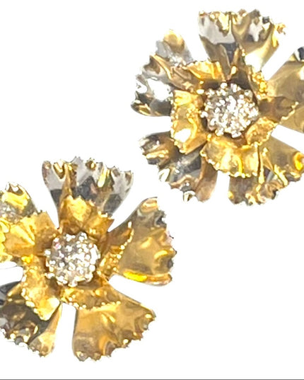 Vintage gold & silver fancy metal flower clip on earrings