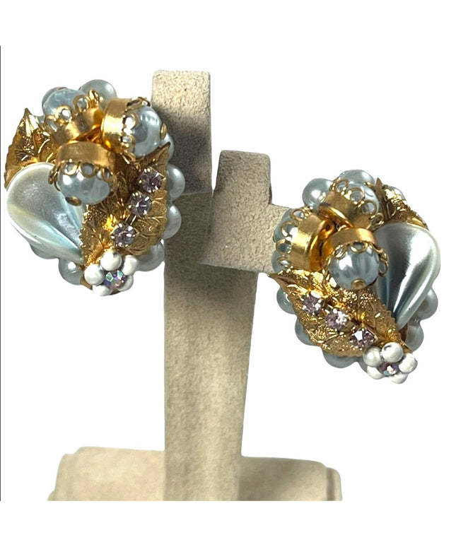 VINTAGE 1960s fancy faux blue pearl plastic rhinestone clip on earrings gold