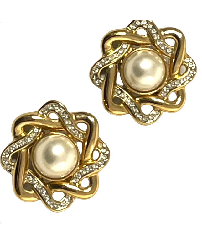 Vintage 1980s chunky gold faux pearl BUTLER clip on earrings FAC