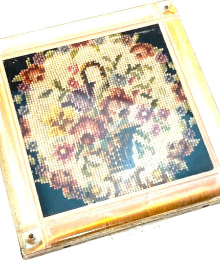 Vintage Fifth Ave Rex Flower sq Compact Powder