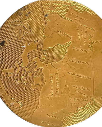Vintage gold finish Canada map compact makeup powder collectible