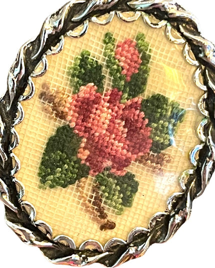 Vintage 1960s Petite Point Needlepoint flower silver finish brooch pendant