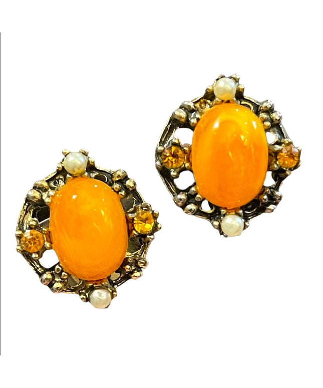 Vintage 1960s Mandarin Orange pearl rhinestone gold finiah fabcy earrings