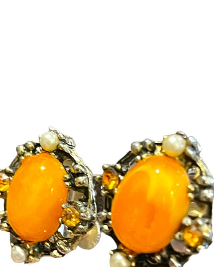Vintage 1960s Mandarin Orange pearl rhinestone gold finiah fabcy earrings
