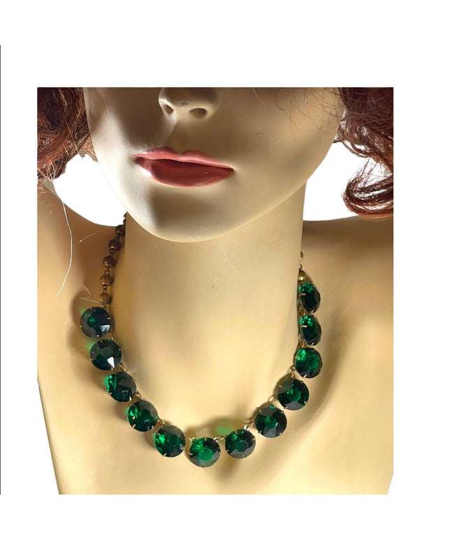 Vintage 1940s Emerald green chunky heavy crystal JULIANA style fancy necklace