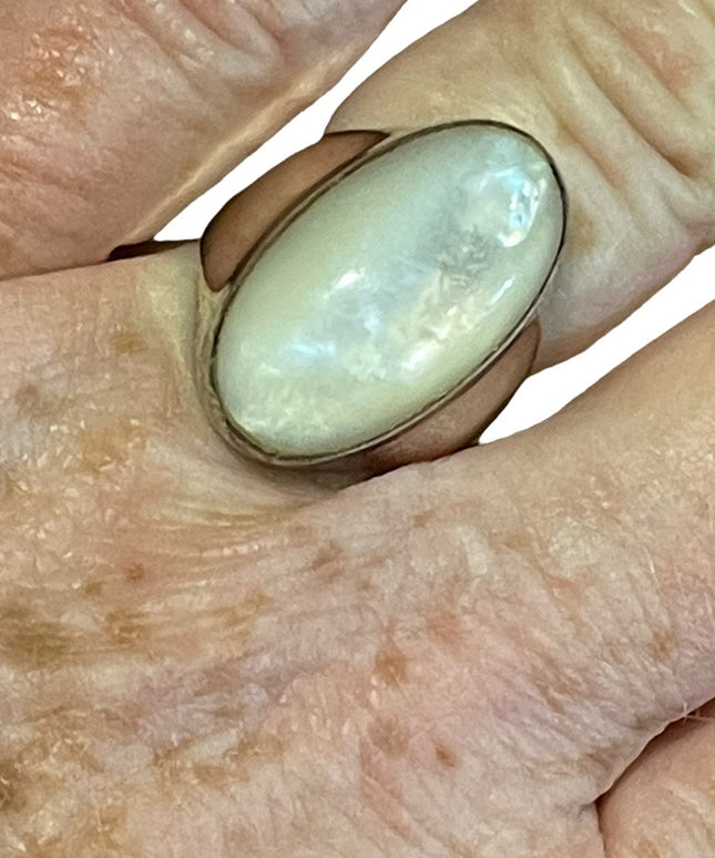 Sterling silver 925 Large elongated MOP pearl chunky ring