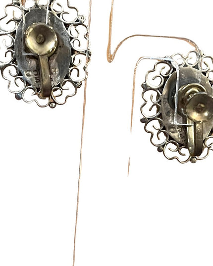 Vintage 925 Sterling silver Mexico filagree fancy oval Green Agate earrings