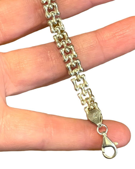 Sterling silver 925 “ M” Italy fancy design link bracelet