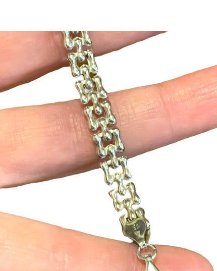 Sterling silver 925 “ M” Italy fancy design link bracelet
