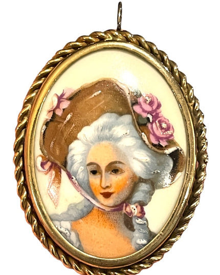 Vintage 1940s Gold brooch LG Ceramic Antoinette Cameo Limoges France pendant