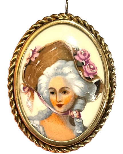 Vintage 1940s Gold brooch LG Ceramic Antoinette Cameo Limoges France pendant