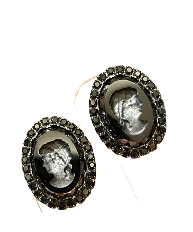 Vintage 1980s Black glass reverse carved Cameo clip on earrings crystal