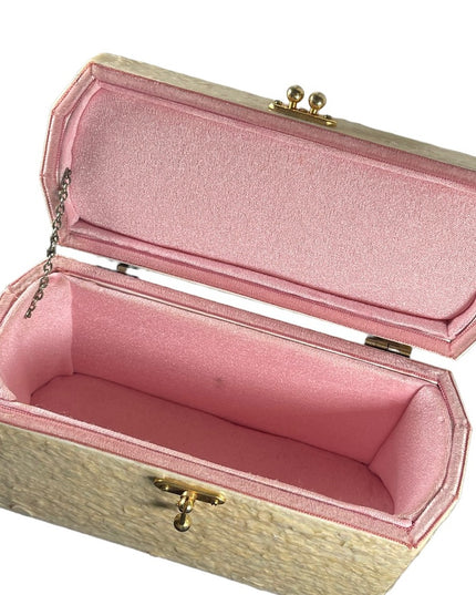 Vintage 1950s white Pearl finish 3d yellow rose box purse Beautiful