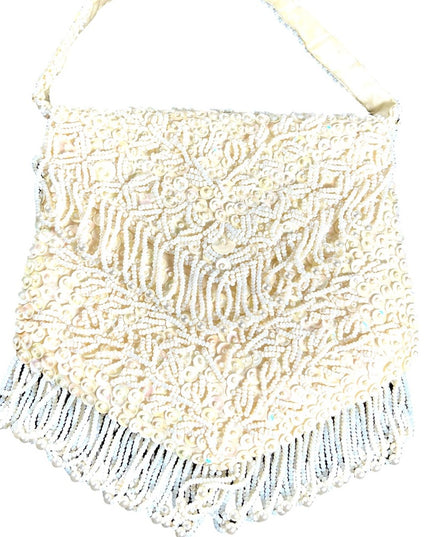 Vintage 1950s Fancy small bead wristlet purse dangle wedding shower party sequin