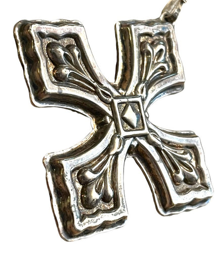 Vintage 1981 Reed & Barton Sterling silver 925 Christmas Cross necklace pendant