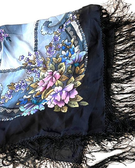 Vintage 1980s Beautiful pink flower wrap scarf coverup with fringe Large
