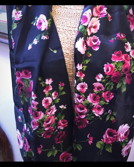 Lovely Laura Ashley Silk Roses Black Flower Scarf