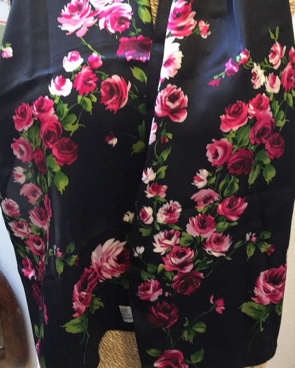 Lovely Laura Ashley Silk Roses Black Flower Scarf