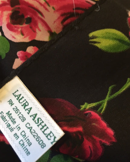 Lovely Laura Ashley Silk Roses Black Flower Scarf