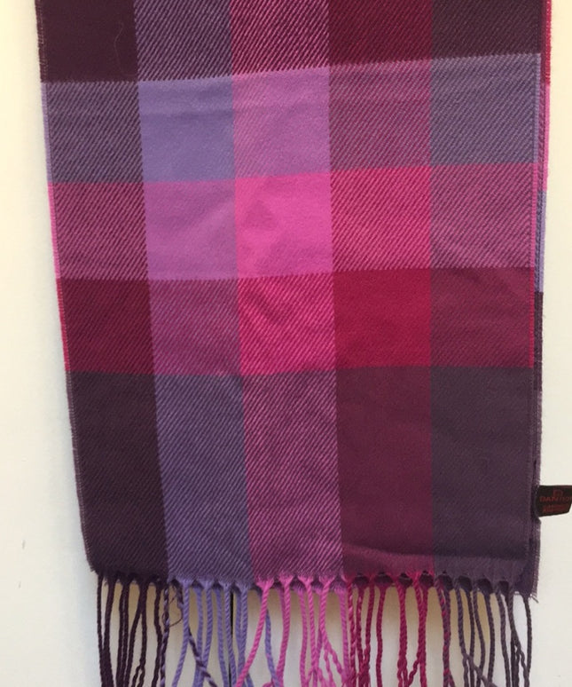 - Danier France “Wool feel” Pink purple scarf fringe