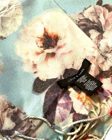 Love & Lore NWOT blue flower floral chic Wrap scarf Cover up