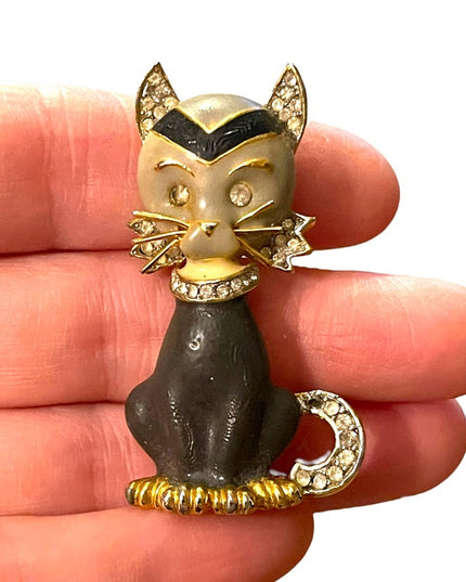 Vintage 1980s Enameled thinstone crystal gold finish kitty cat brooch gray