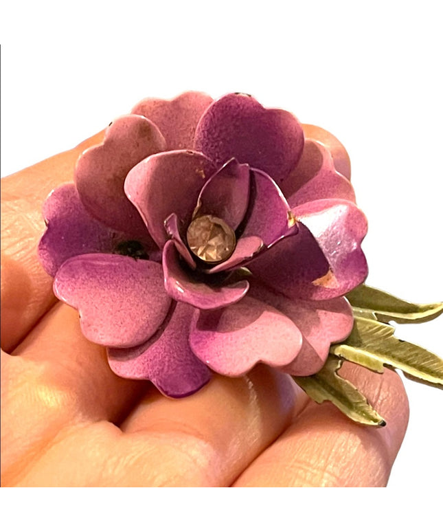 Vintsge 1960s pink metal painted enameled flower brooch