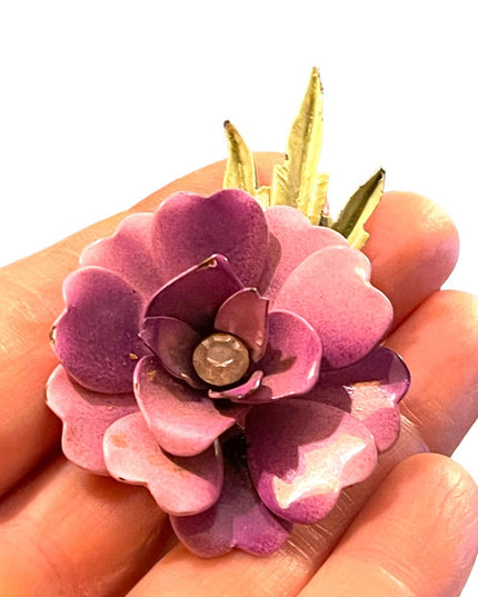 Vintsge 1960s pink metal painted enameled flower brooch
