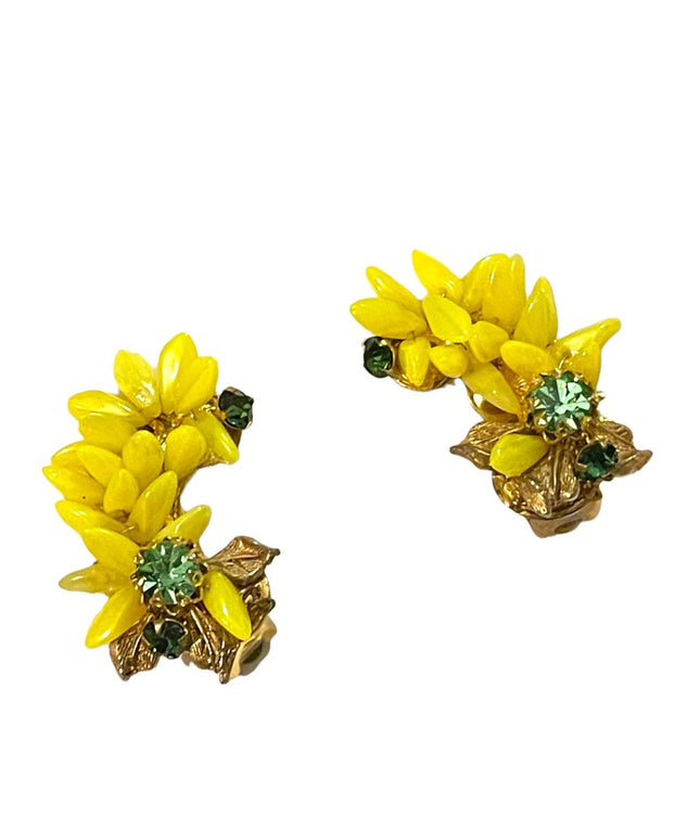Vintage 1950s DeMario NY Yellow glass crystal forsynthia flower clip earrings