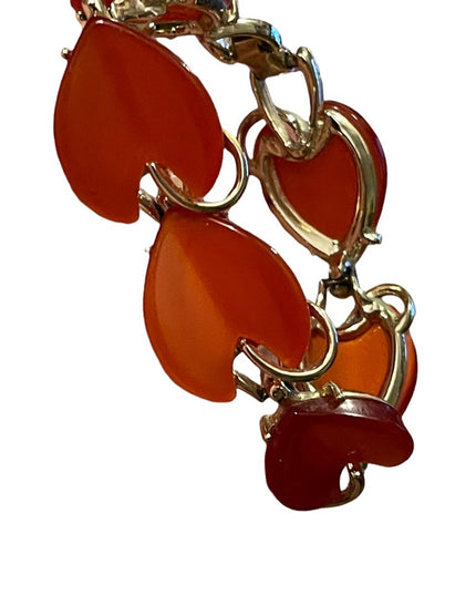 Vintage 1960s Peach thermoset gold finish bracelet resin plastic leaf link