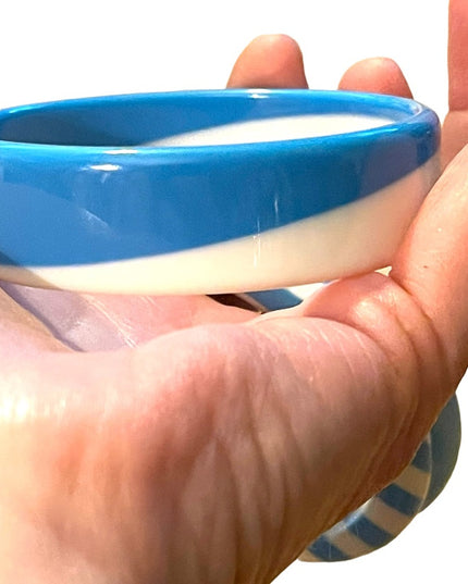 Vintage Mid Century plastic resin bracelets blue white bangles