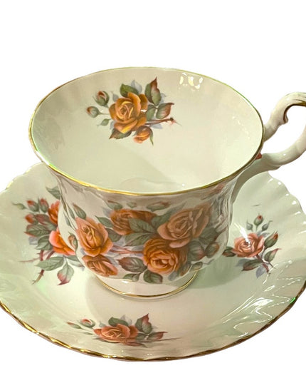Vintage Royal Albert Centennial Rose Bone China Tea cup & Saucer England Floral
